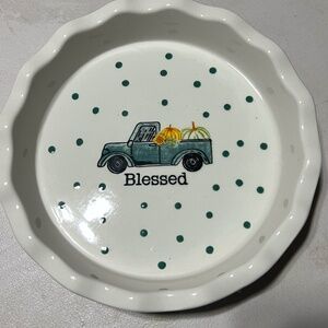 Pie Dish w/Cake Cutter